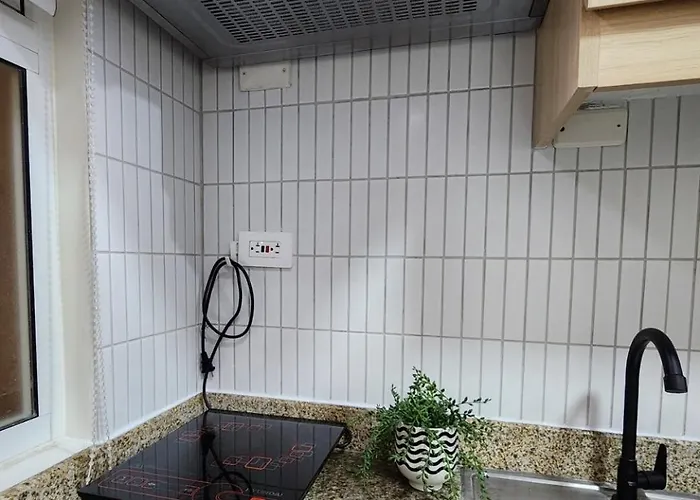 1bedroom At The Celandine Near Ayala Mall Cloverleaf - Manila