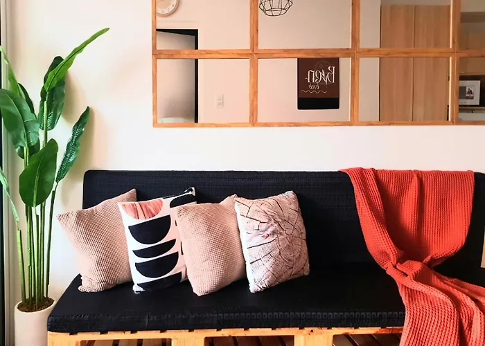 1bedroom At The Celandine Near Ayala Mall Cloverleaf -
